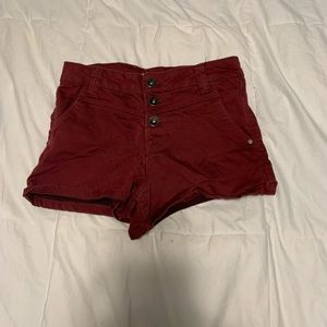 maroon shorts🦋